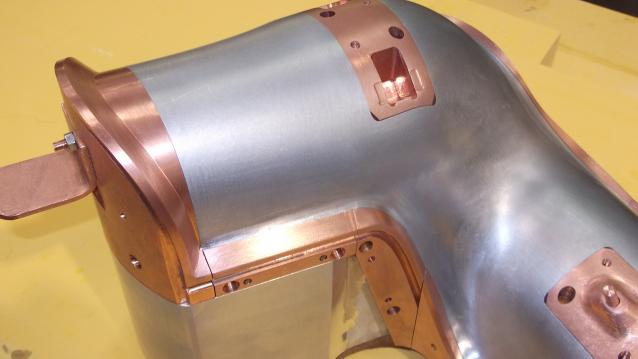 Copper edged insulation blanket fixture